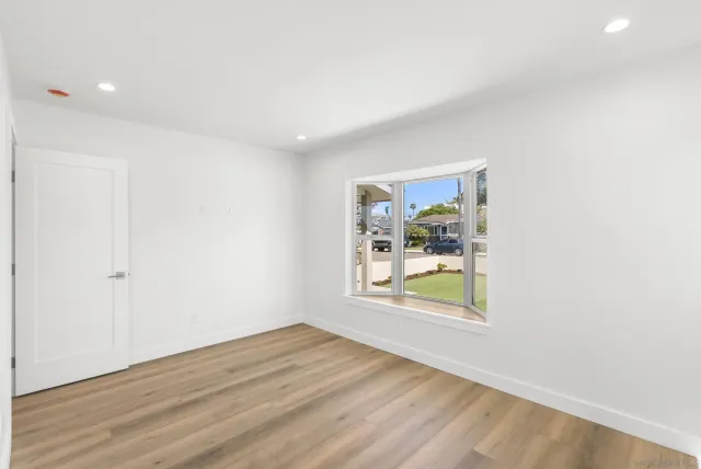 an empty room with window