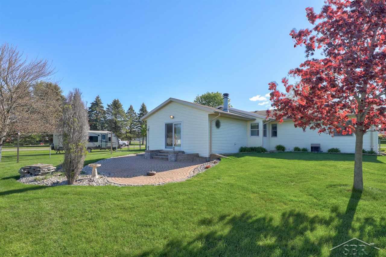 3239 North Thomas Road Freeland, MI 48623 - Photo 31 of 40 50041692-30.JPG