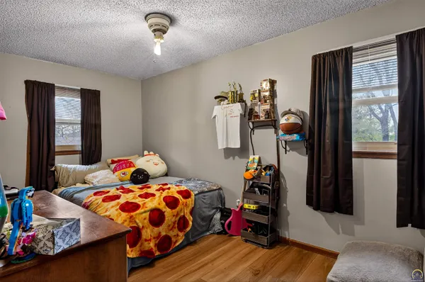 $264,900 | 712 Colorado Avenue, Holton, KS 66436