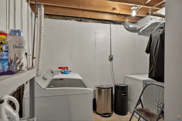 $264,900 | 712 Colorado Avenue, Holton, KS 66436