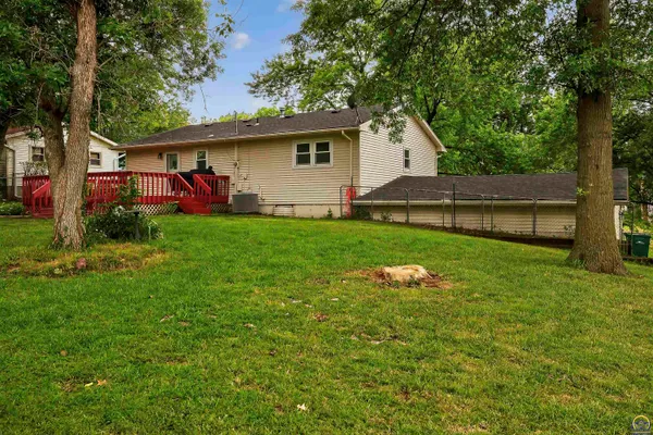 $264,900 | 712 Colorado Avenue, Holton, KS 66436