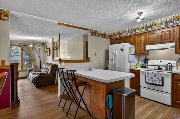 $264,900 | 712 Colorado Avenue, Holton, KS 66436