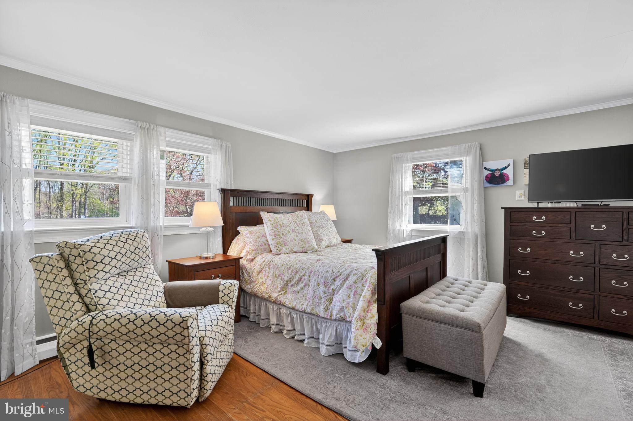 871 Roberts Road Bensalem, PA 19020 - Photo 19 of 48