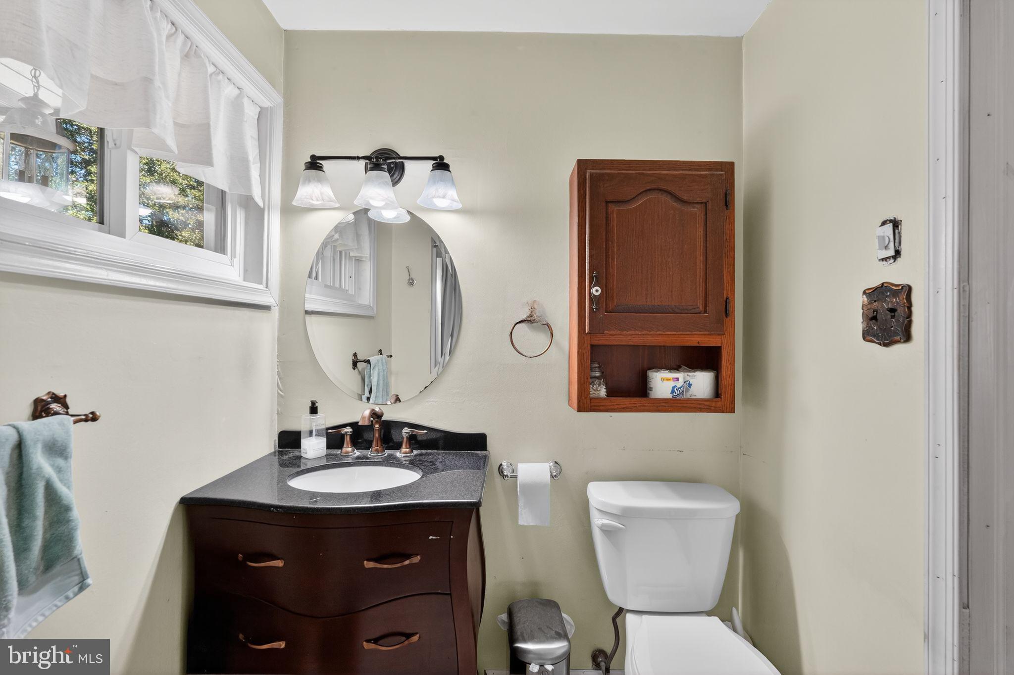 871 Roberts Road Bensalem, PA 19020 - Photo 24 of 48