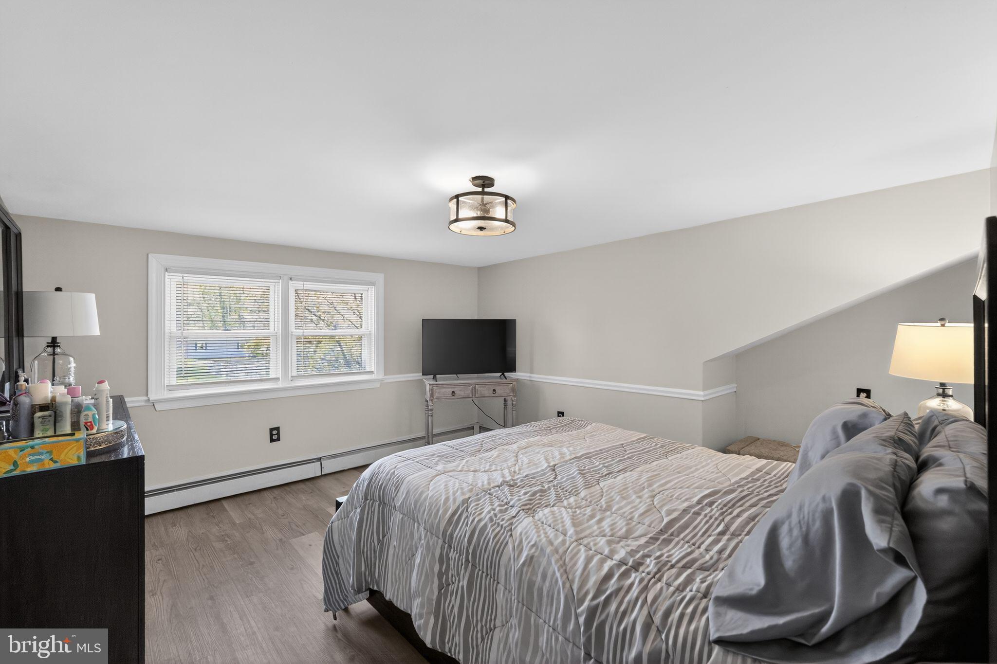 871 Roberts Road Bensalem, PA 19020 - Photo 30 of 48