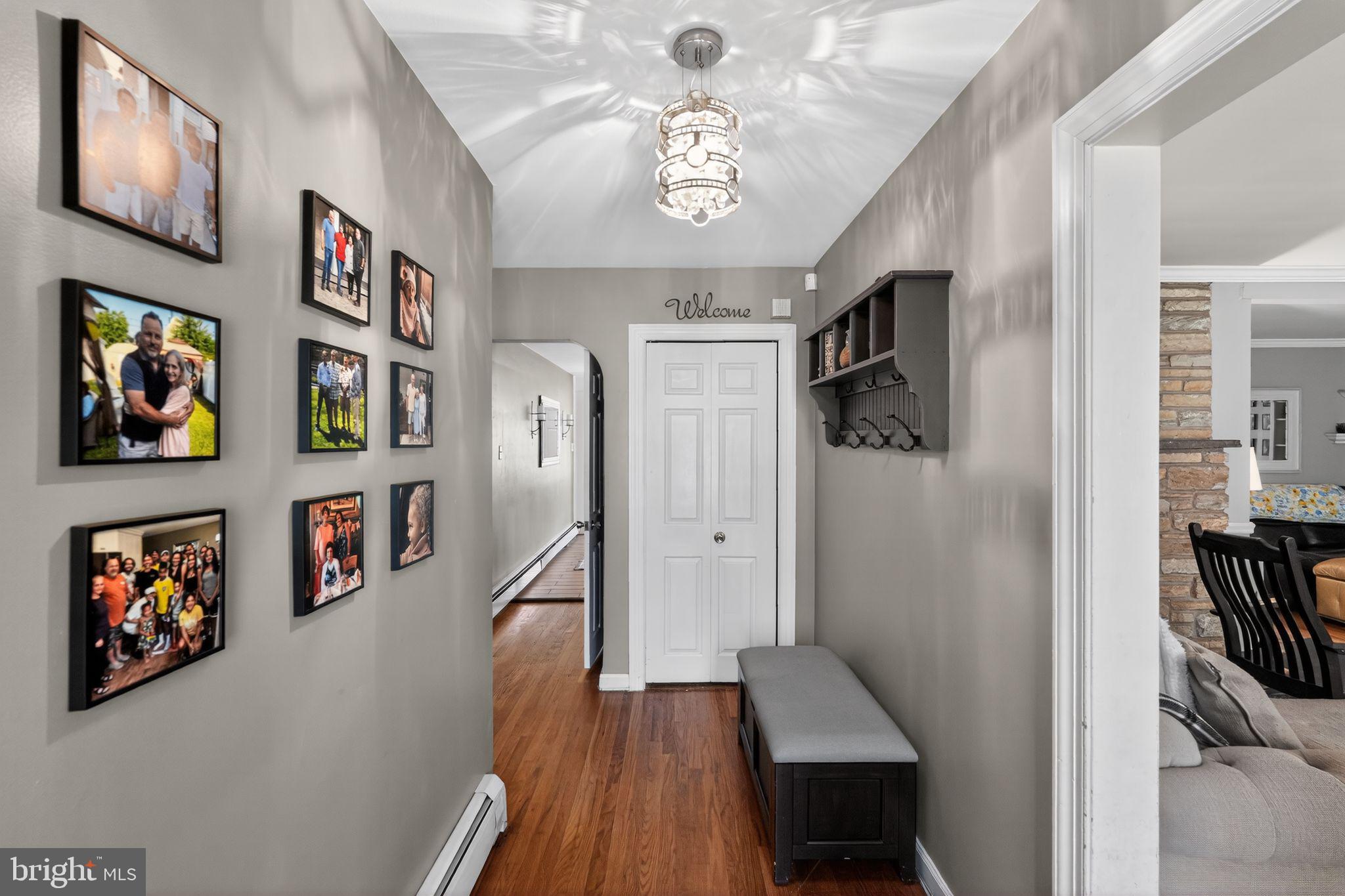 871 Roberts Road Bensalem, PA 19020 - Photo 7 of 48