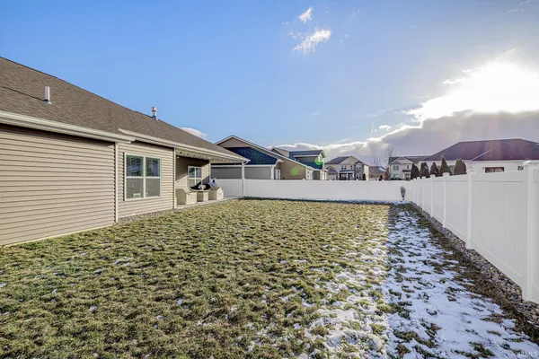 $364,900 | 10940 Fenton Cove, Roanoke, IN 46783