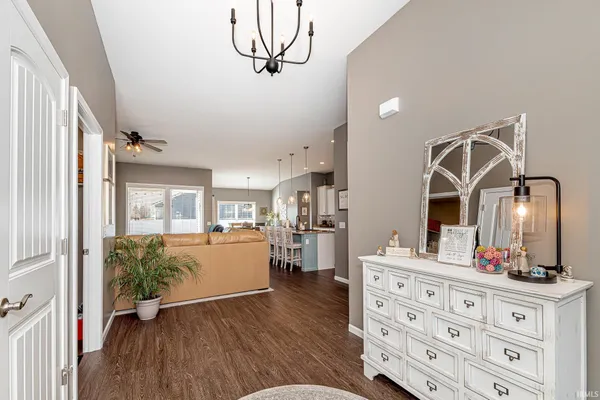 $364,900 | 10940 Fenton Cove, Roanoke, IN 46783