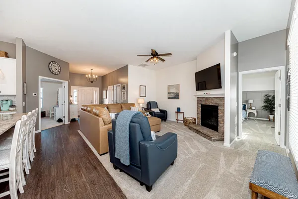 $364,900 | 10940 Fenton Cove, Roanoke, IN 46783