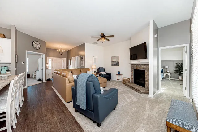 $364,900 | 10940 Fenton Cove, Roanoke, IN 46783