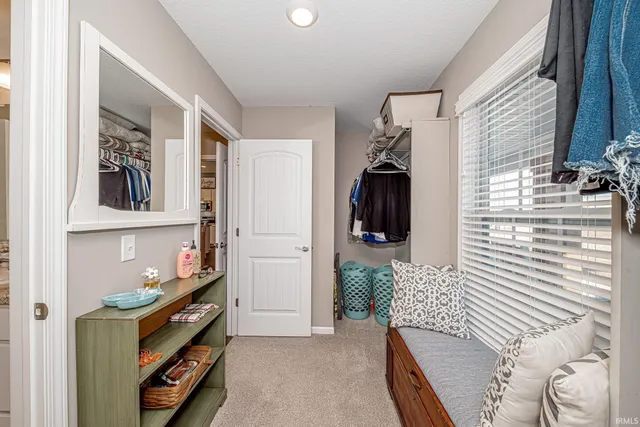 $364,900 | 10940 Fenton Cove, Roanoke, IN 46783