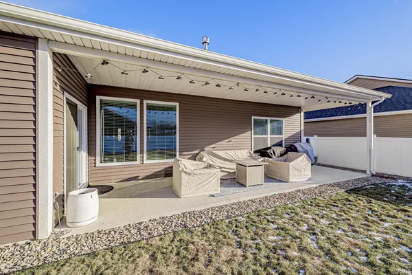 $364,900 | 10940 Fenton Cove, Roanoke, IN 46783