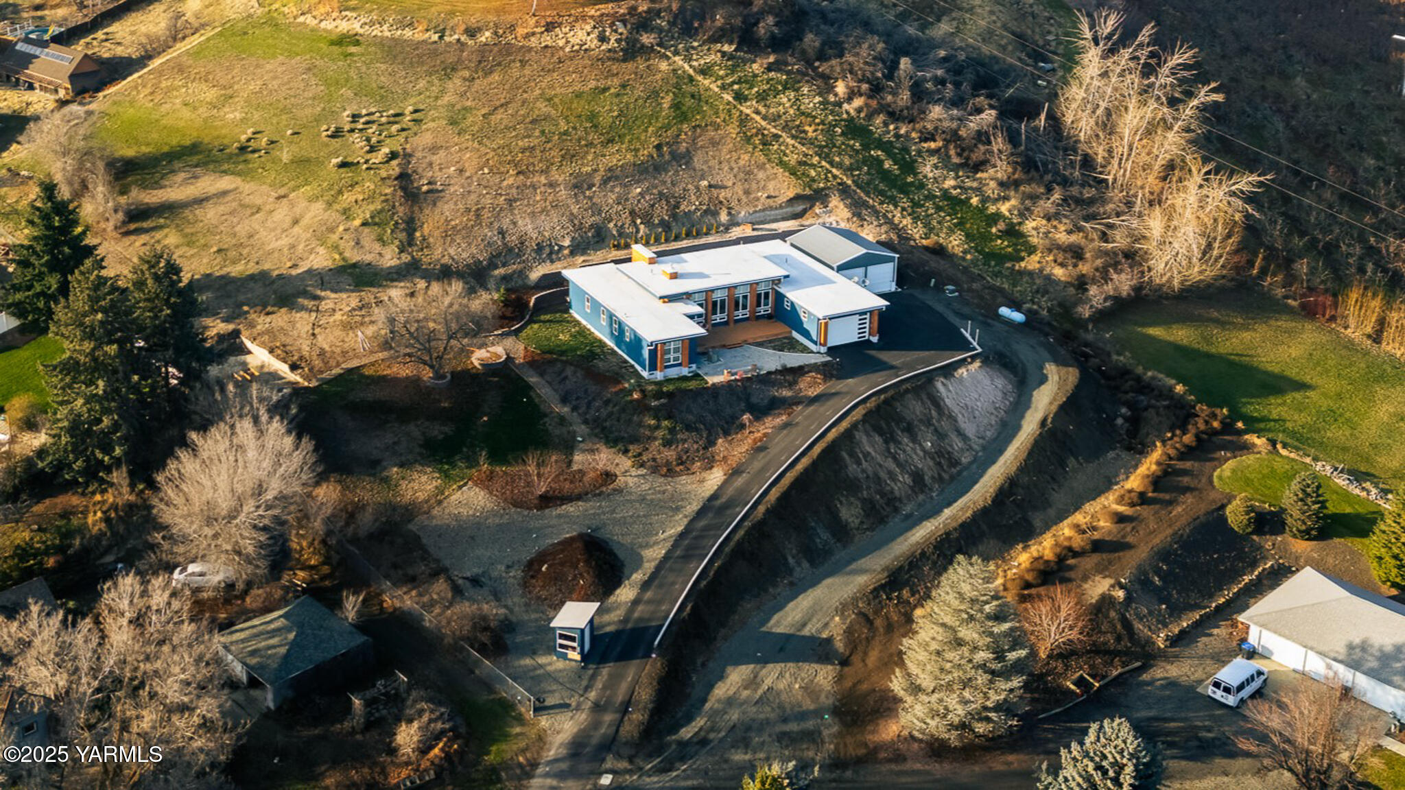 925 Goodlander Circle Selah, WA 98942 - Photo 29 of 43 0044Aerial of parcel