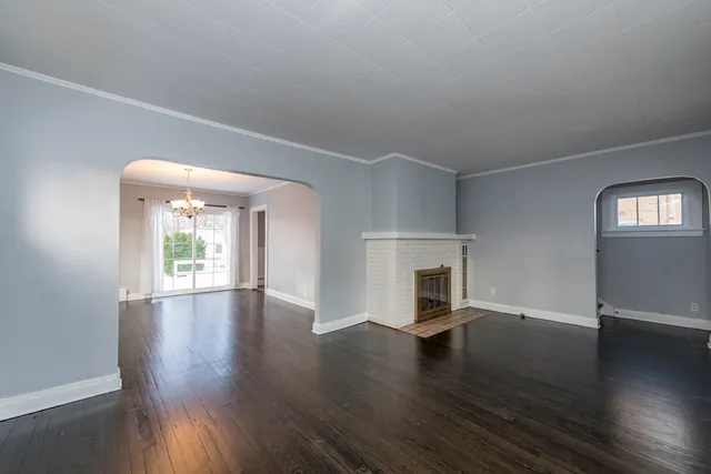 $242,000 | 1318 North Jackson Street, Waukegan, IL 60085