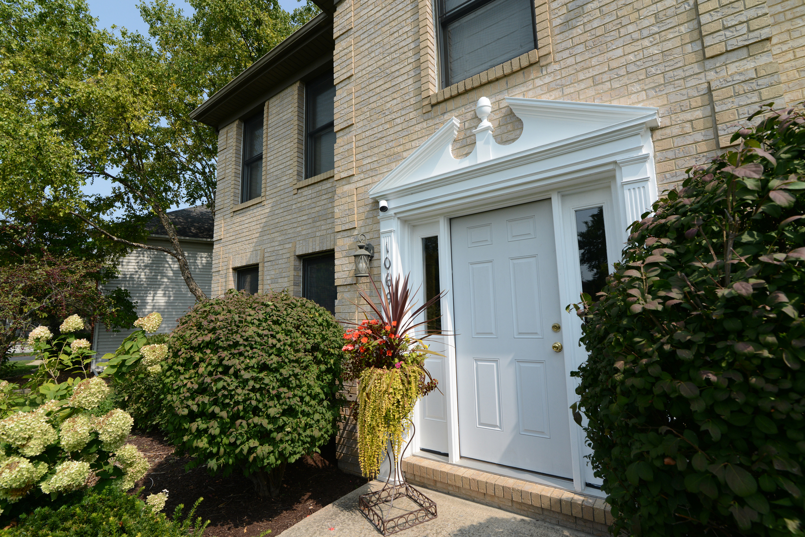 1069 Winnebago Trail Batavia, IL 60510 - Photo 4 of 68