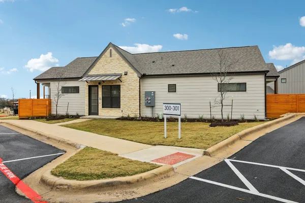 $1,654 | 1601-703 Mustang Drive, Marble Falls, TX 78654