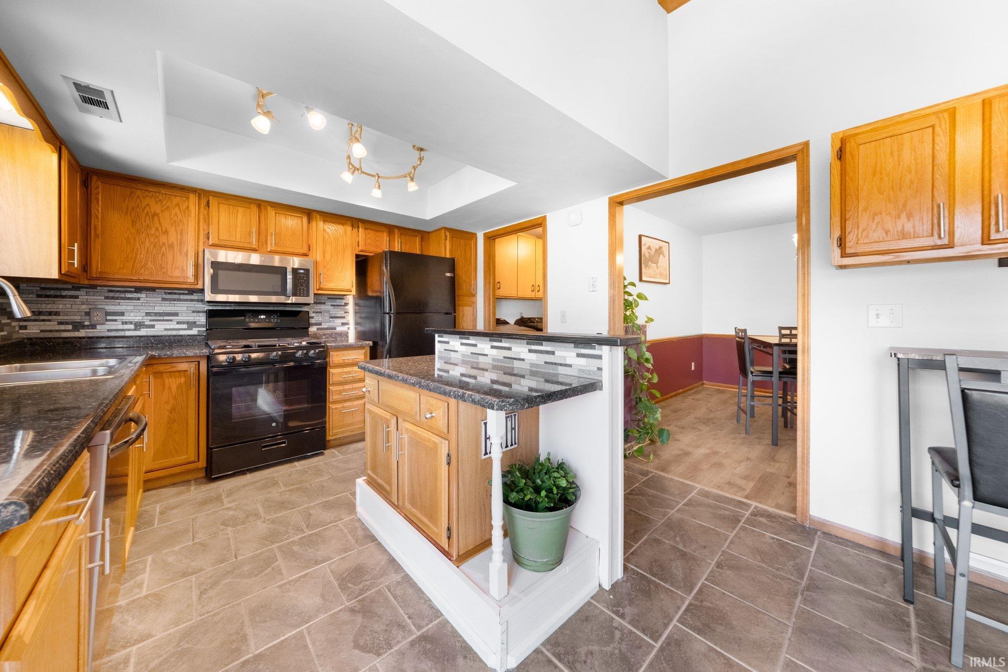 3816 Winterfield Run Fort Wayne, IN 46804 - Photo 12 of 22