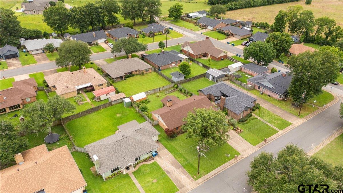 1915 Castlegate Street Henderson, TX 75654 - Photo 39 of 43