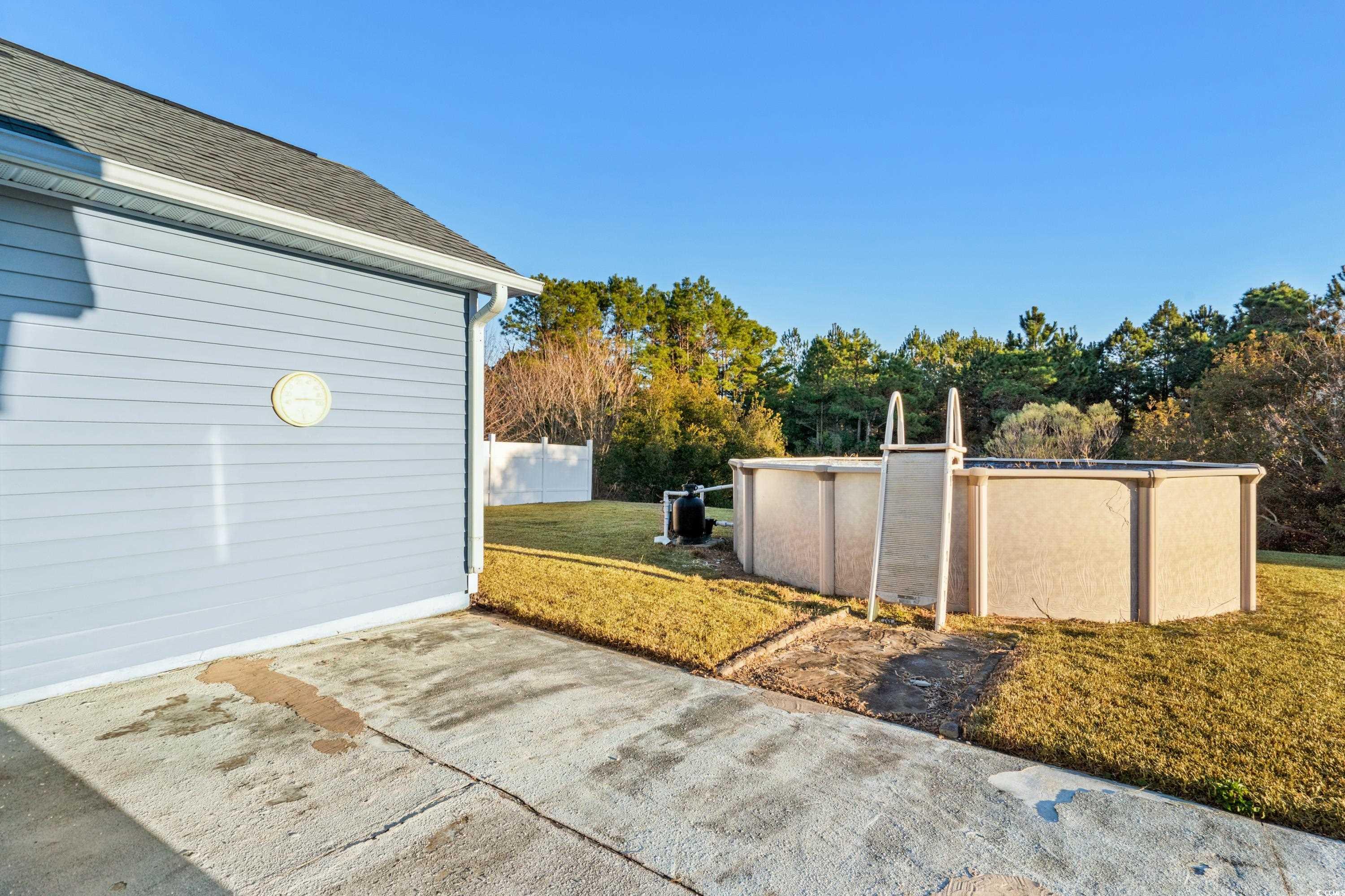 605 West Perry Road Myrtle Beach, SC 29579 - Photo 16 of 36 View of patio