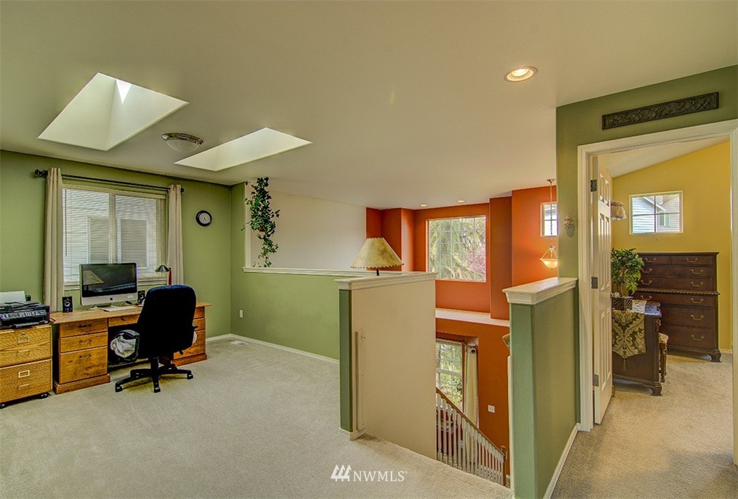 18316 8th Avenue Southeast Bothell, WA 98012 - Photo 16 of 25 Gallery Image 16