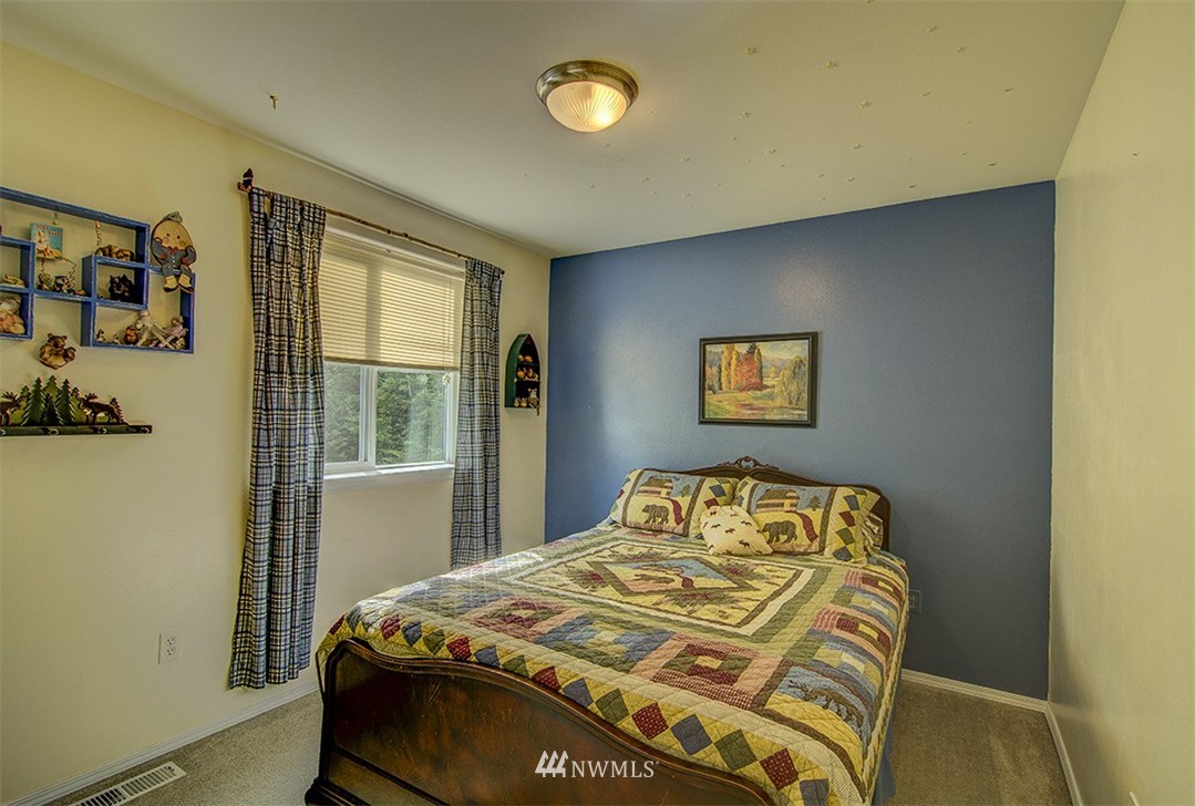18316 8th Avenue Southeast Bothell, WA 98012 - Photo 18 of 25 Gallery Image 18