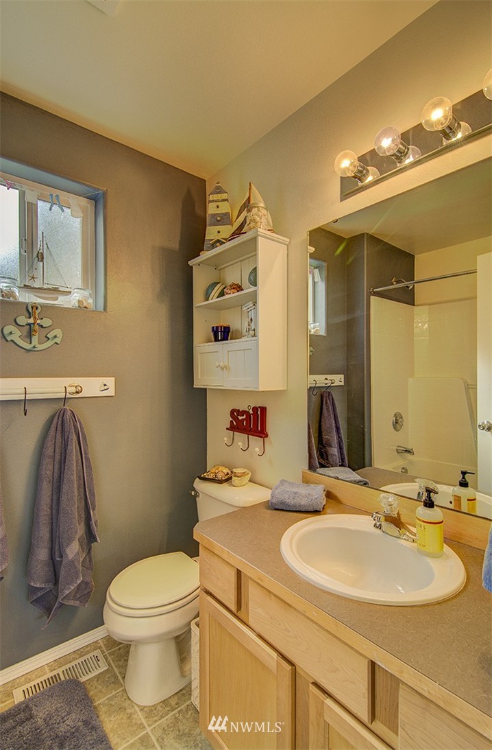 18316 8th Avenue Southeast Bothell, WA 98012 - Photo 19 of 25 Gallery Image 19