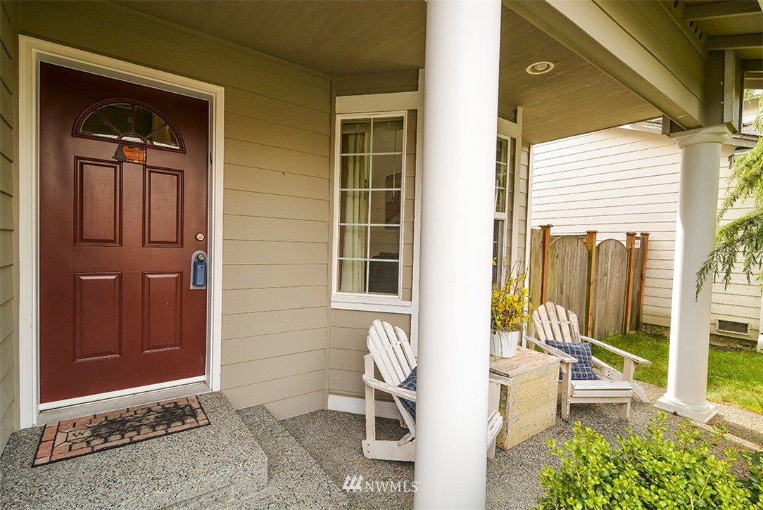 18316 8th Avenue Southeast Bothell, WA 98012 - Photo 3 of 25 Gallery Image 3