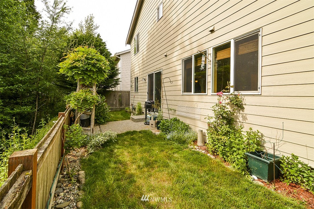18316 8th Avenue Southeast Bothell, WA 98012 - Photo 24 of 25 Gallery Image 24