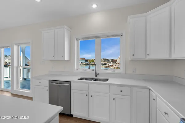 $1,349,900 | 42 Carlyle Drive, Bayville, NJ 08721