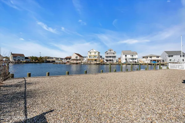 $1,349,900 | 42 Carlyle Drive, Bayville, NJ 08721