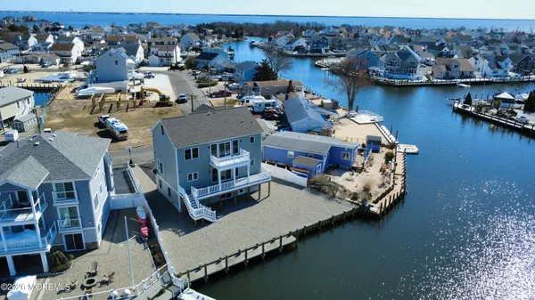 $1,349,900 | 42 Carlyle Drive, Bayville, NJ 08721