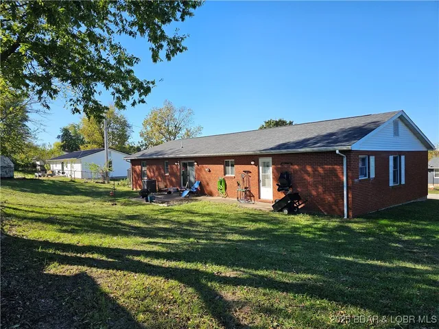 $205,000 | 416 Quail Run Road, Iberia, MO 65486