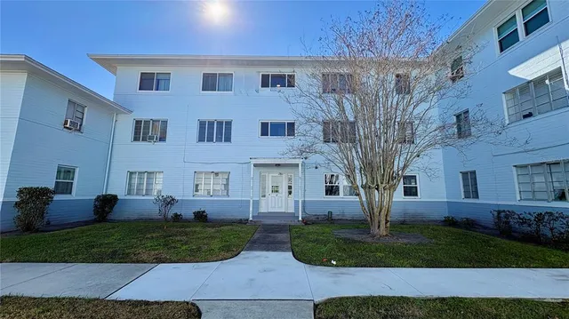 $120,000 | 500 South Beach Street, Unit C1, Daytona Beach, FL 32114