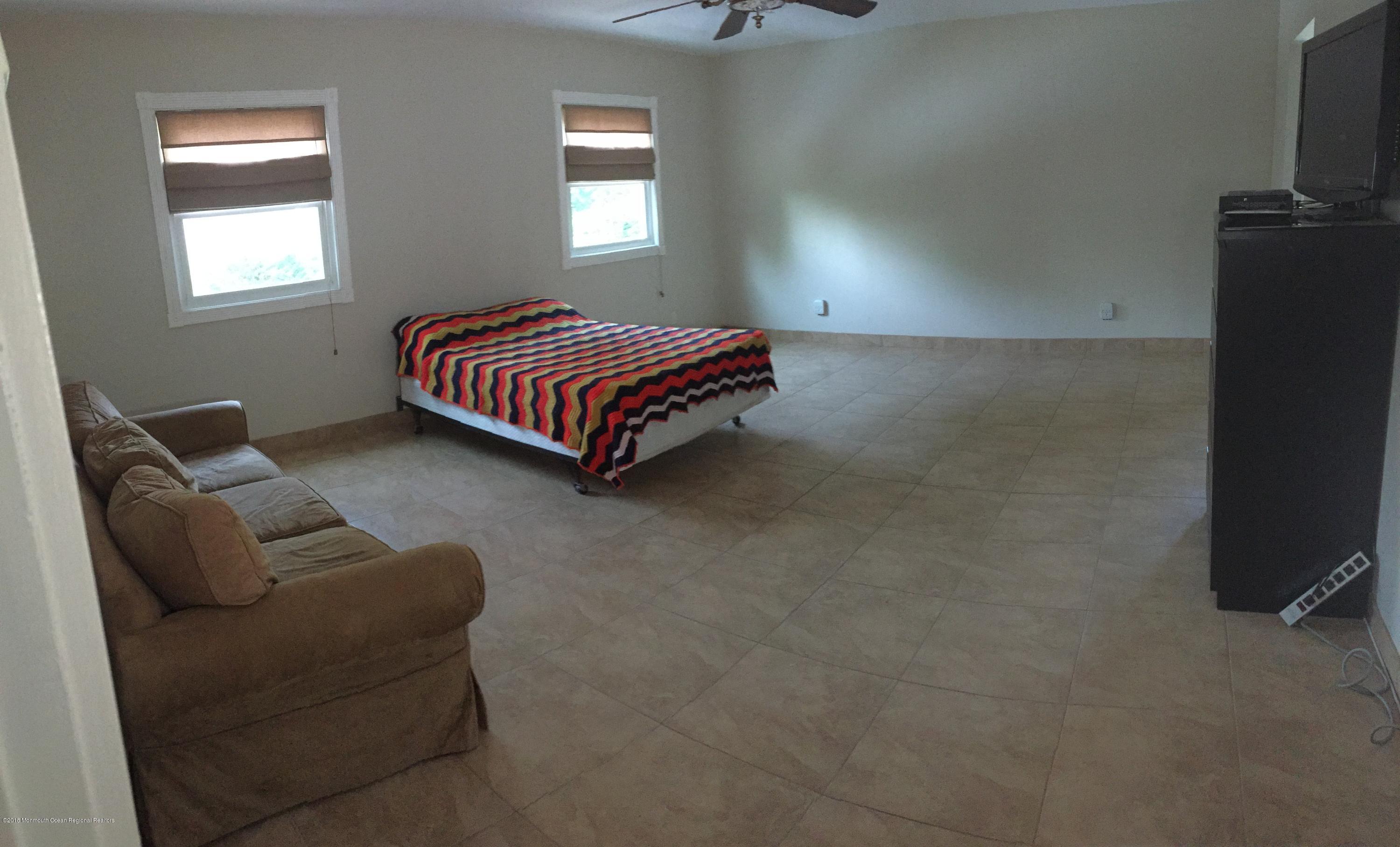 247 Burlington Road Freehold, NJ 07728 - Photo 14 of 23 MBR