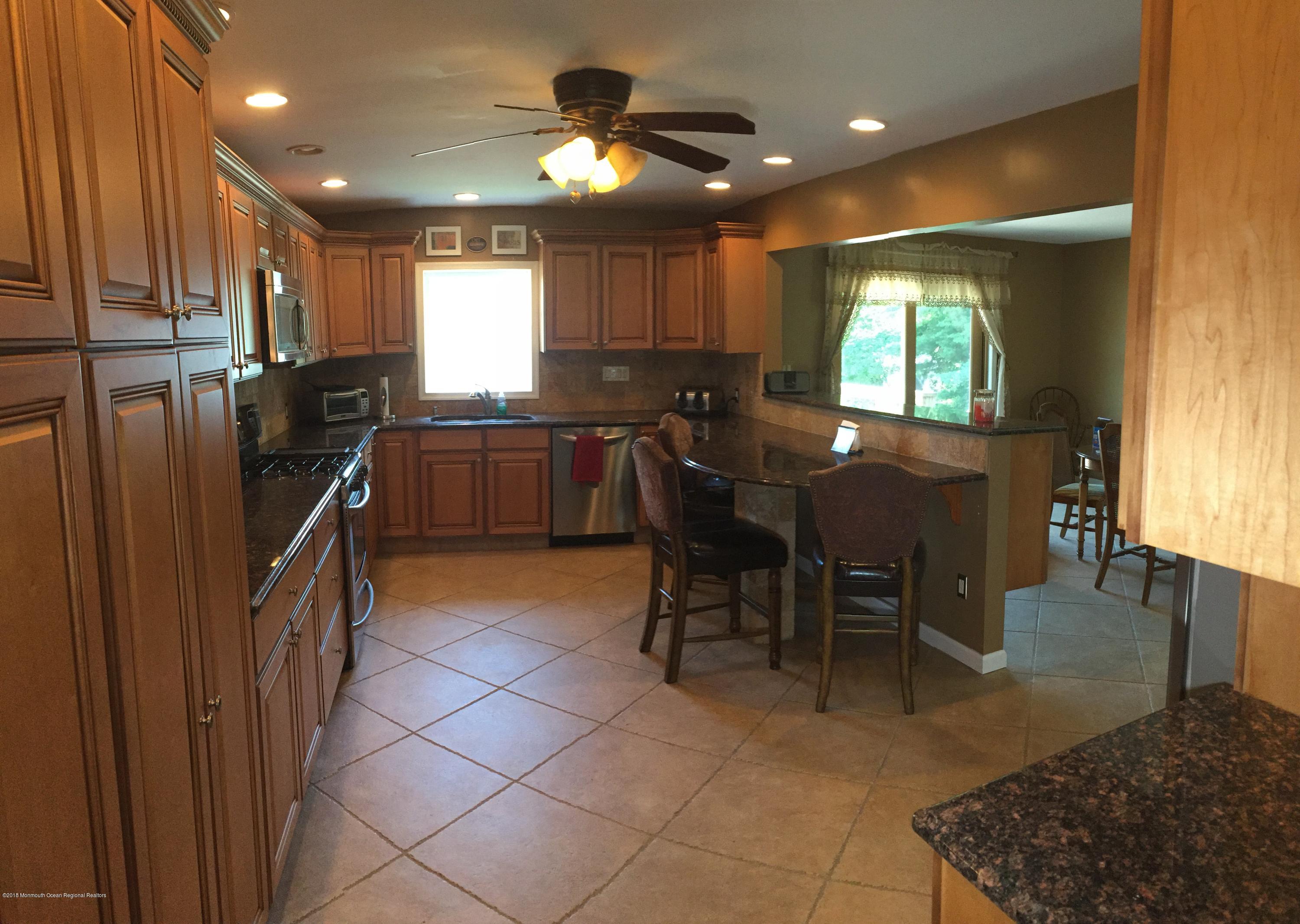 247 Burlington Road Freehold, NJ 07728 - Photo 4 of 23 Kitchen