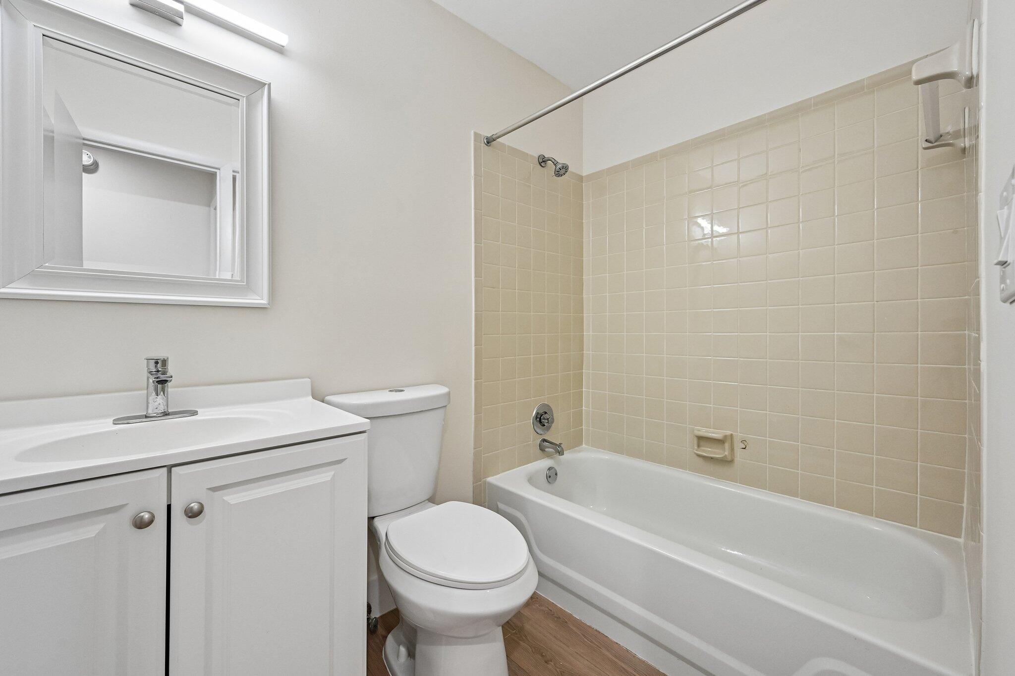 9095 Southeast Hobe Ridge Avenue Hobe Sound, FL 33455 - Photo 9 of 19 18-web-or-mls-SE Hobe Ridge Ave-S2905-01