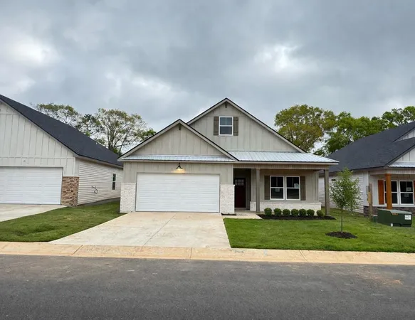 $294,900 | 243 South Bnd Avenue, Dothan, AL 36301