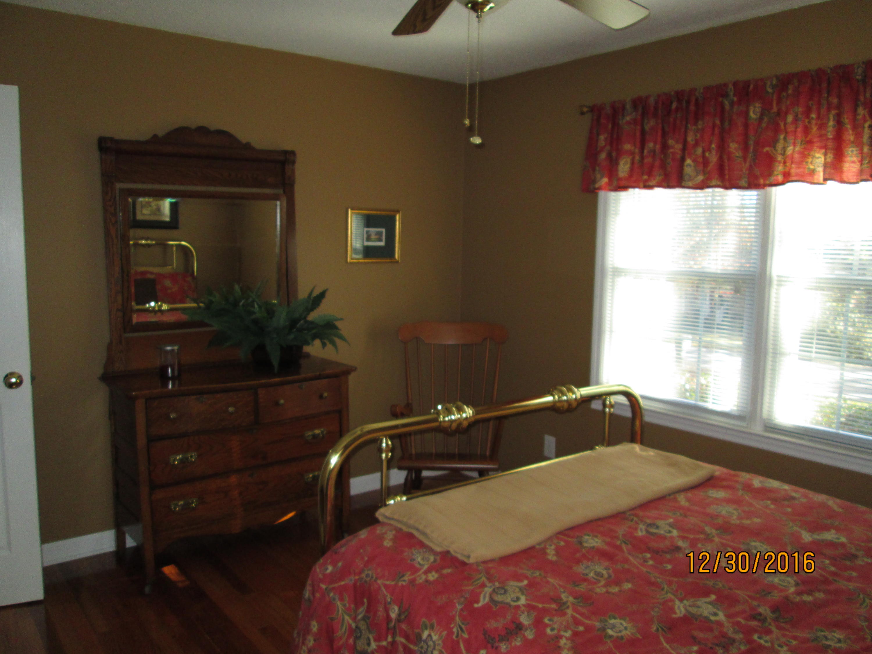 209 Live Oak Road Summerville, SC 29485 - Photo 15 of 28 IMG_2060