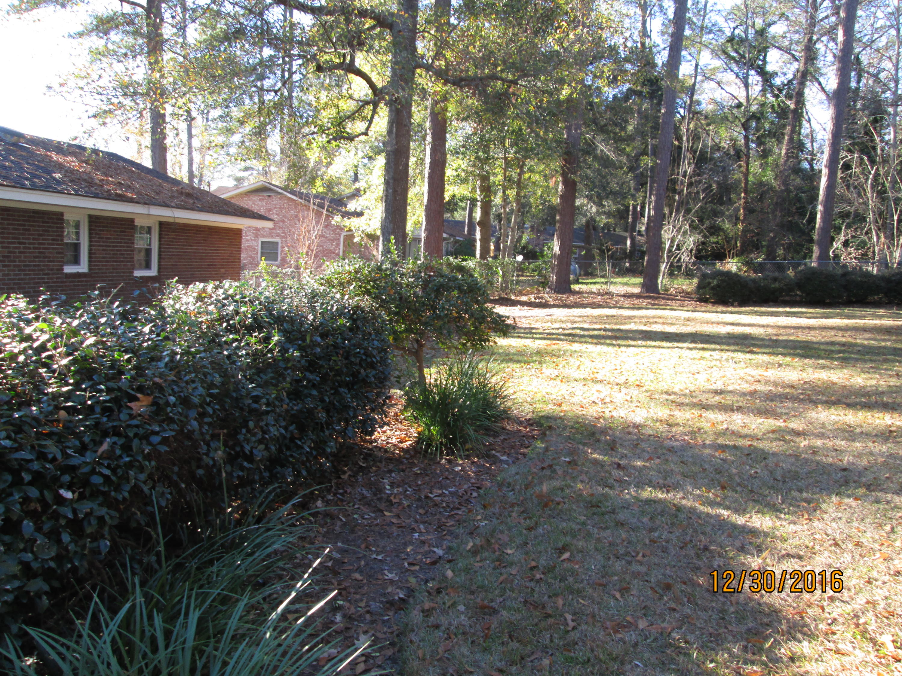 209 Live Oak Road Summerville, SC 29485 - Photo 28 of 28 IMG_2074