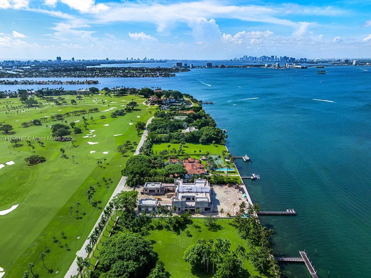 7 Indian Creek Island Road Miami Beach, FL 33154 - Photo 4 of 24 a view of a city