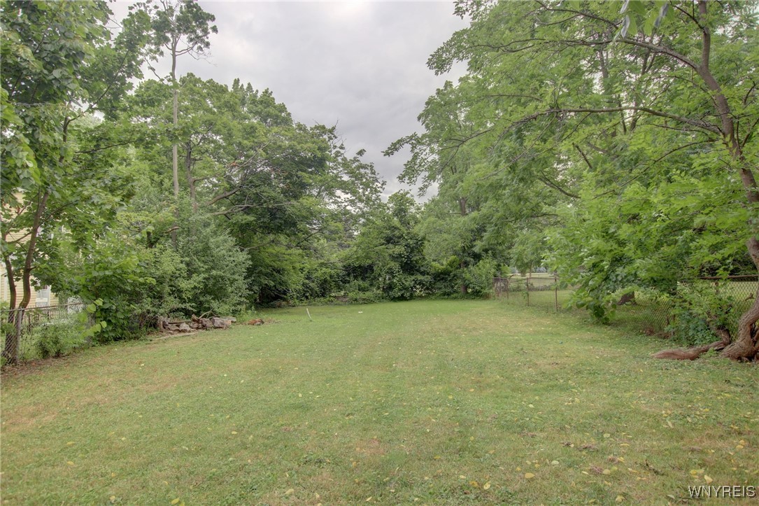 2020 Lakeview Road Lake View, NY 14085 - Photo 34 of 38