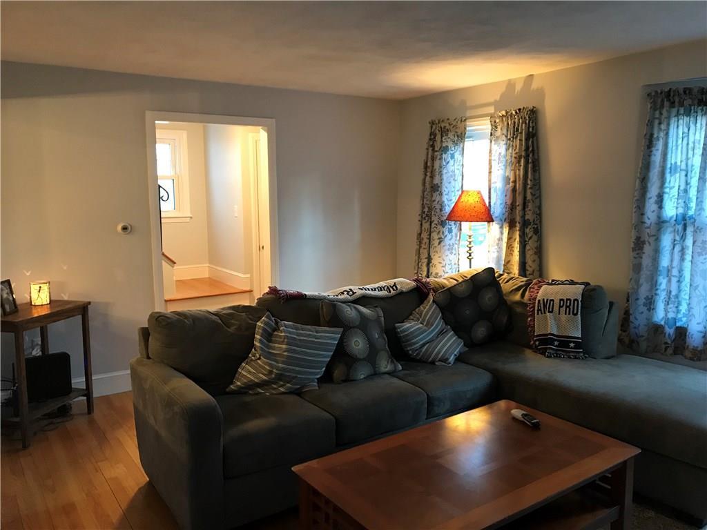 8 Woodside Drive Cumberland, ME 04021 - Photo 12 of 33 Photo