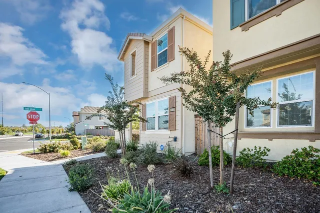 $479,500 | 2510 Natomas Crossing Drive, Sacramento, CA 95834