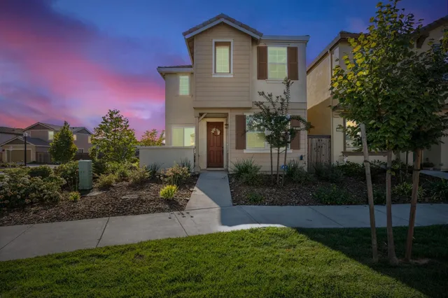 $479,500 | 2510 Natomas Crossing Drive, Sacramento, CA 95834