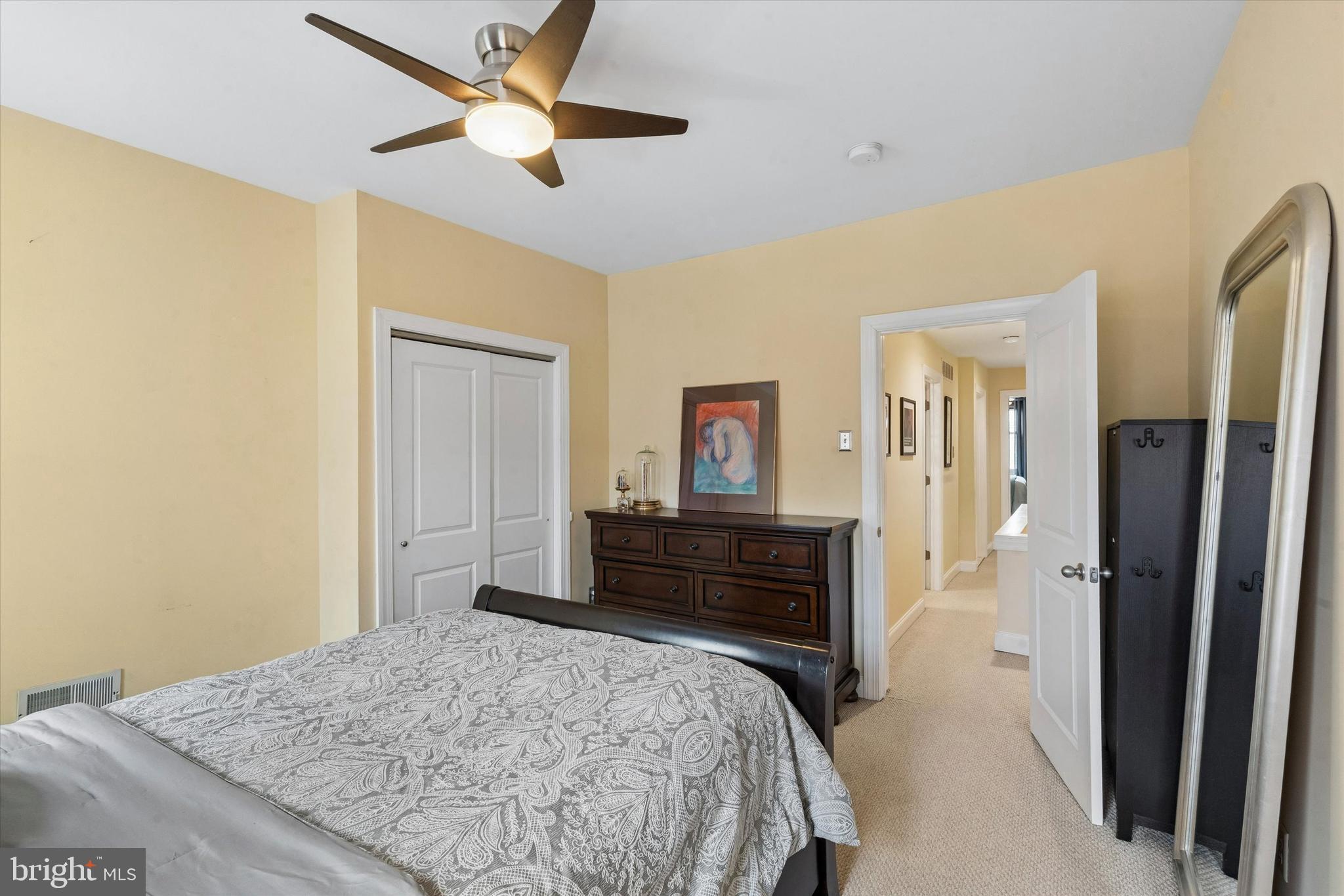 912 Jackson Street Philadelphia, PA 19148 - Photo 13 of 25