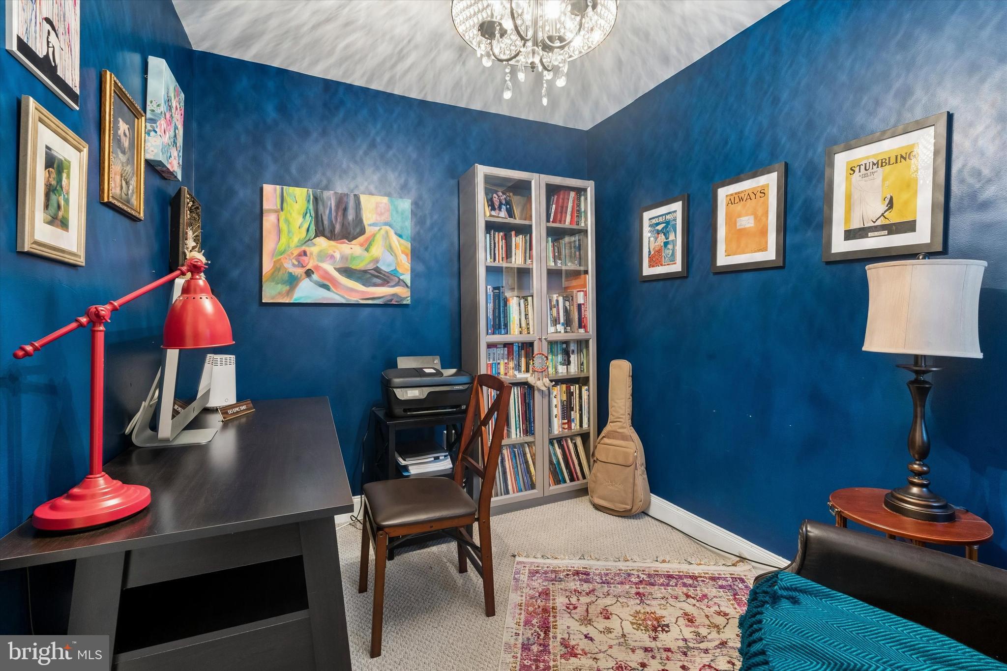 912 Jackson Street Philadelphia, PA 19148 - Photo 16 of 25 Bedroom 3, currently a home office