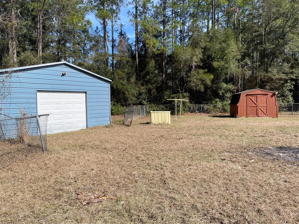 7785 Northeast 199th Street Road Citra, FL 32113 - Photo 9 of 20