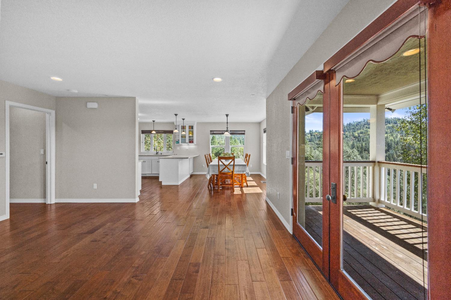 18450 Sugar Loaf Road Jackson, CA 95642 - Photo 12 of 58 main living/great room