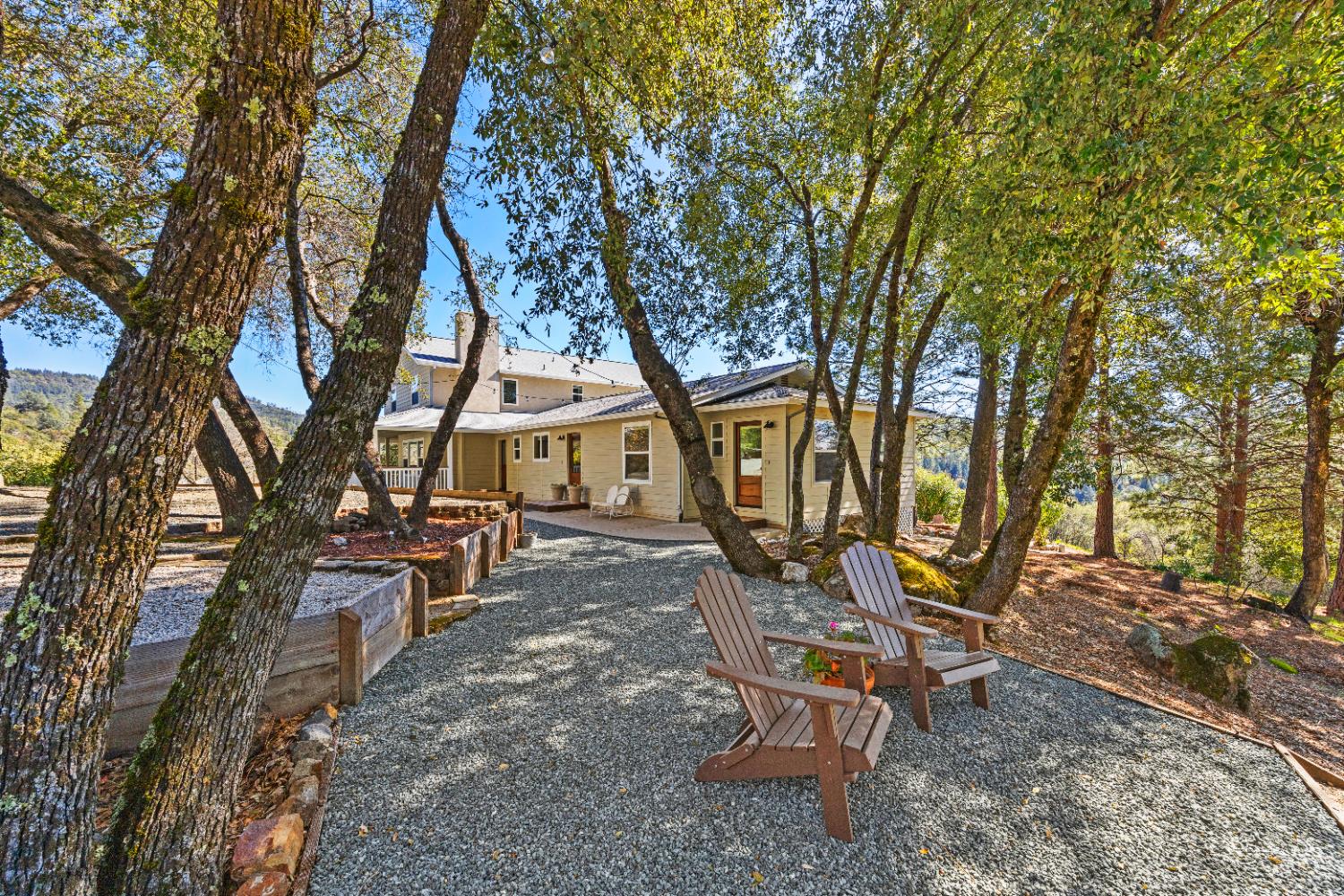 18450 Sugar Loaf Road Jackson, CA 95642 - Photo 44 of 58 patio next to guest cottage