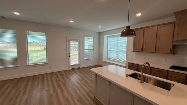 $624,754 | 19250 Wright Falls, Spring, TX 77379